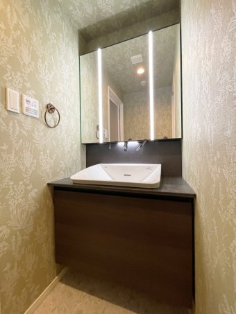 繊細な美しさのルミシス　ハイバックベッセルタイプ　港区N様邸